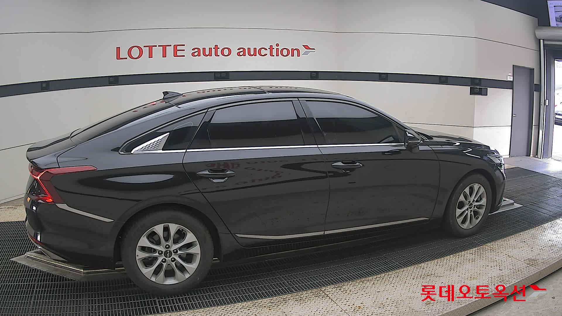 2023 - kia k8
