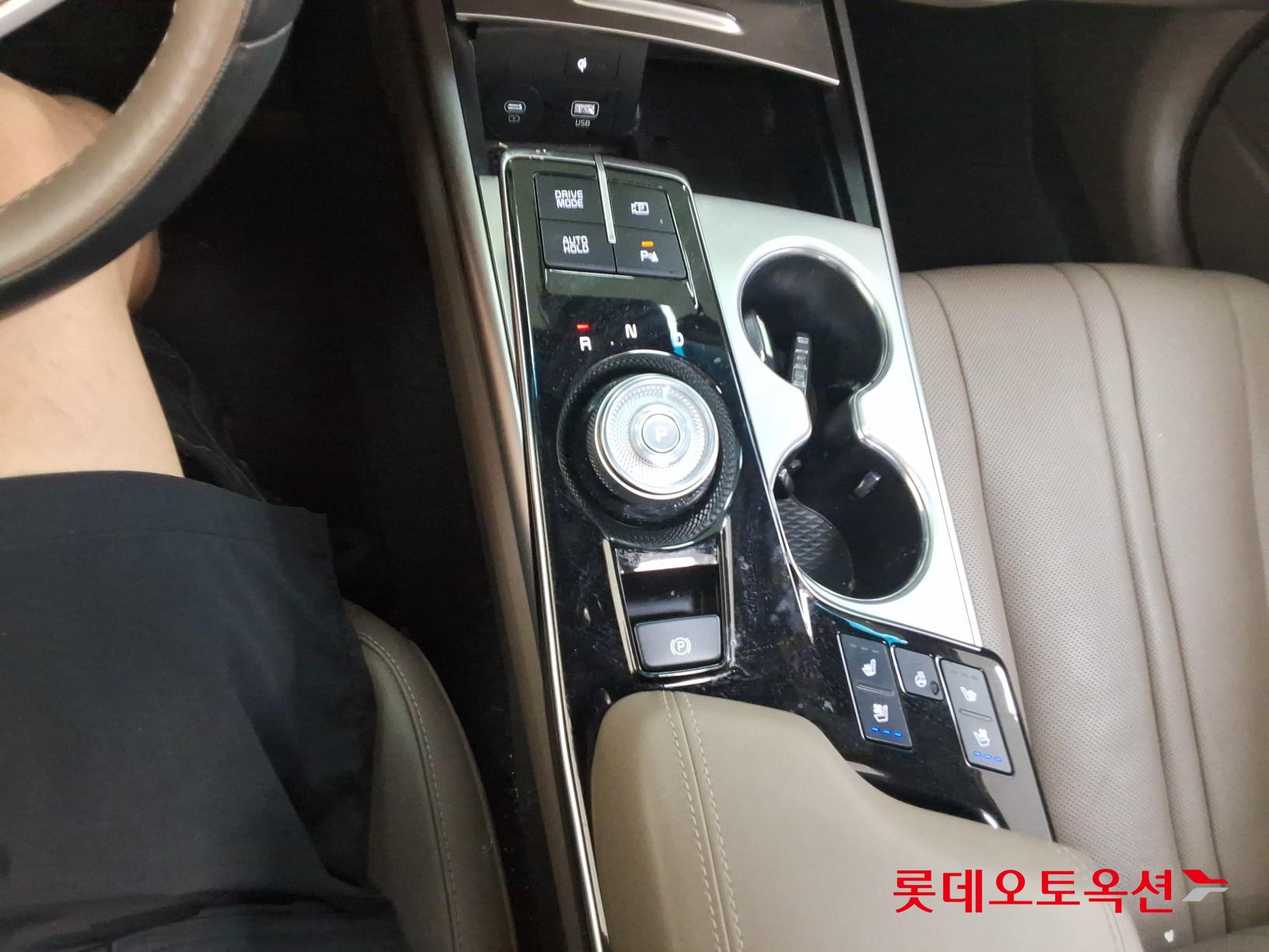 2023 - kia k8