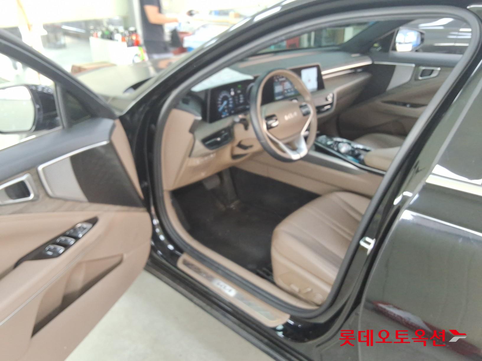 2023 - kia k8