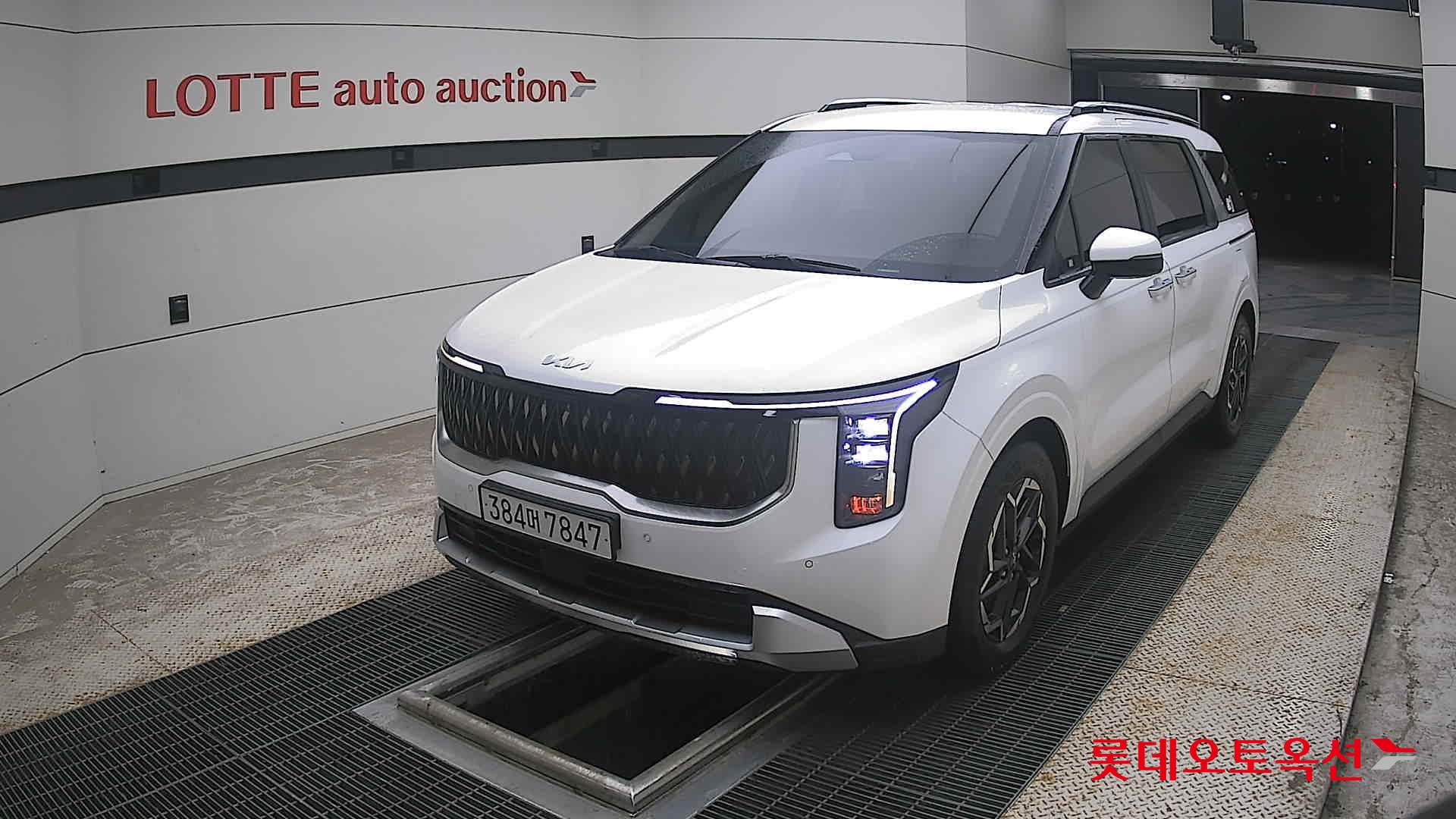 2024 - kia carnival