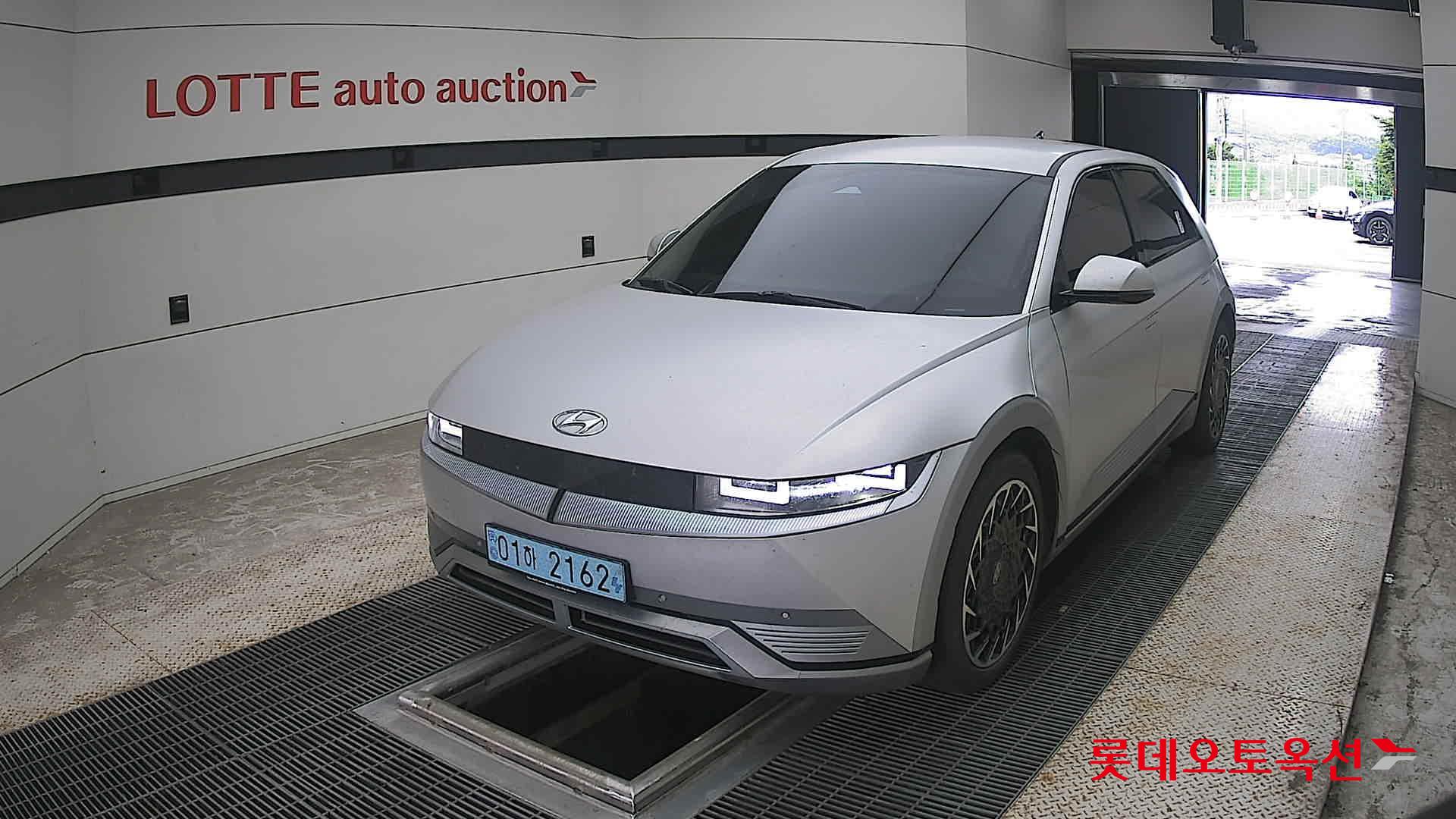 2022 - hyundai ioniq