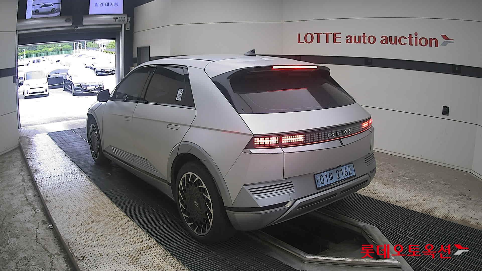2022 - hyundai ioniq