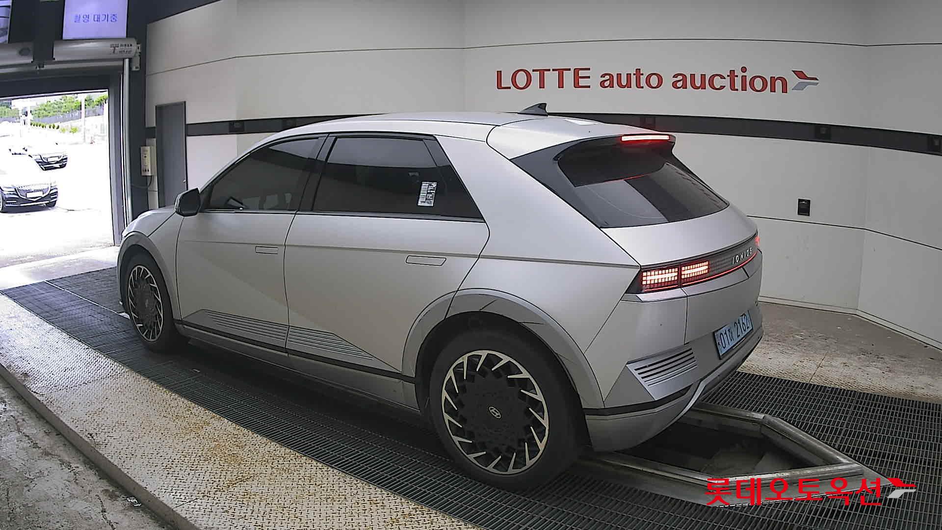 2022 - hyundai ioniq