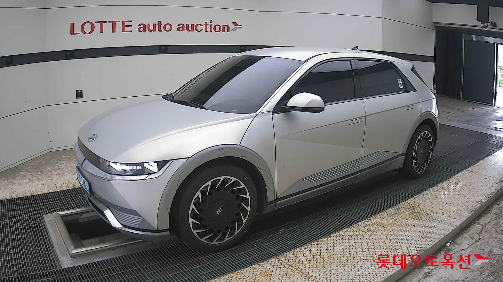 2022 - hyundai ioniq