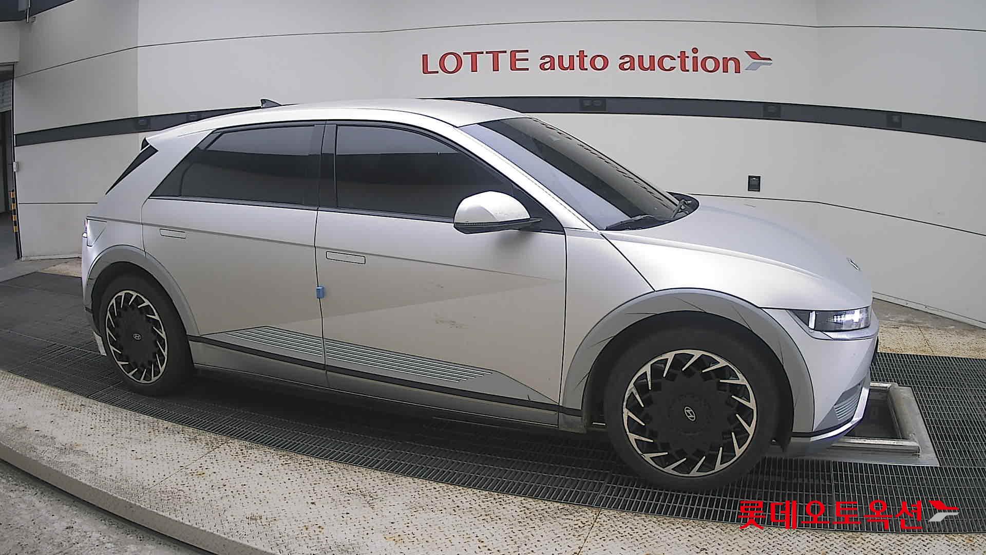 2022 - hyundai ioniq