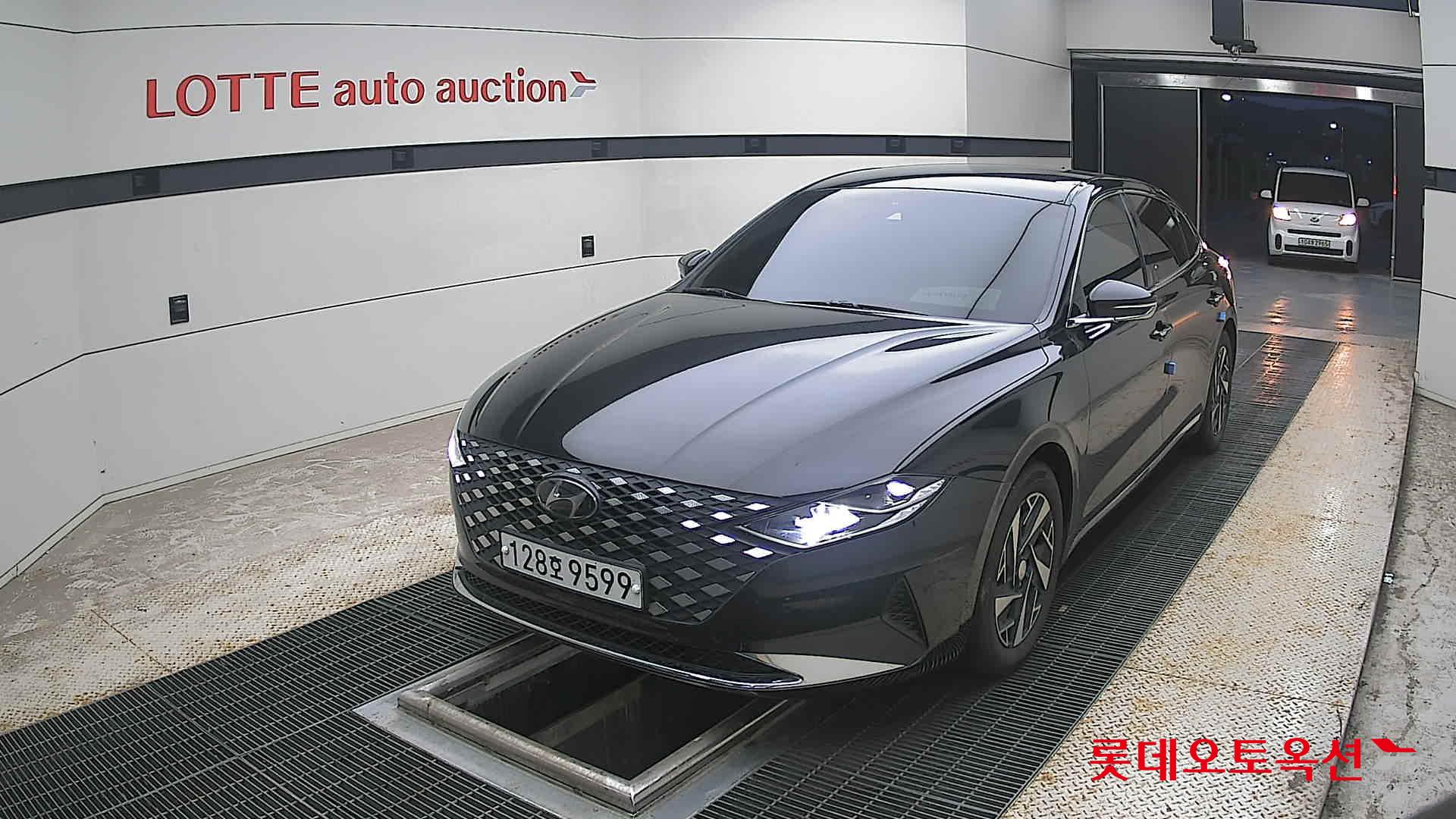 2020 - hyundai grandeur