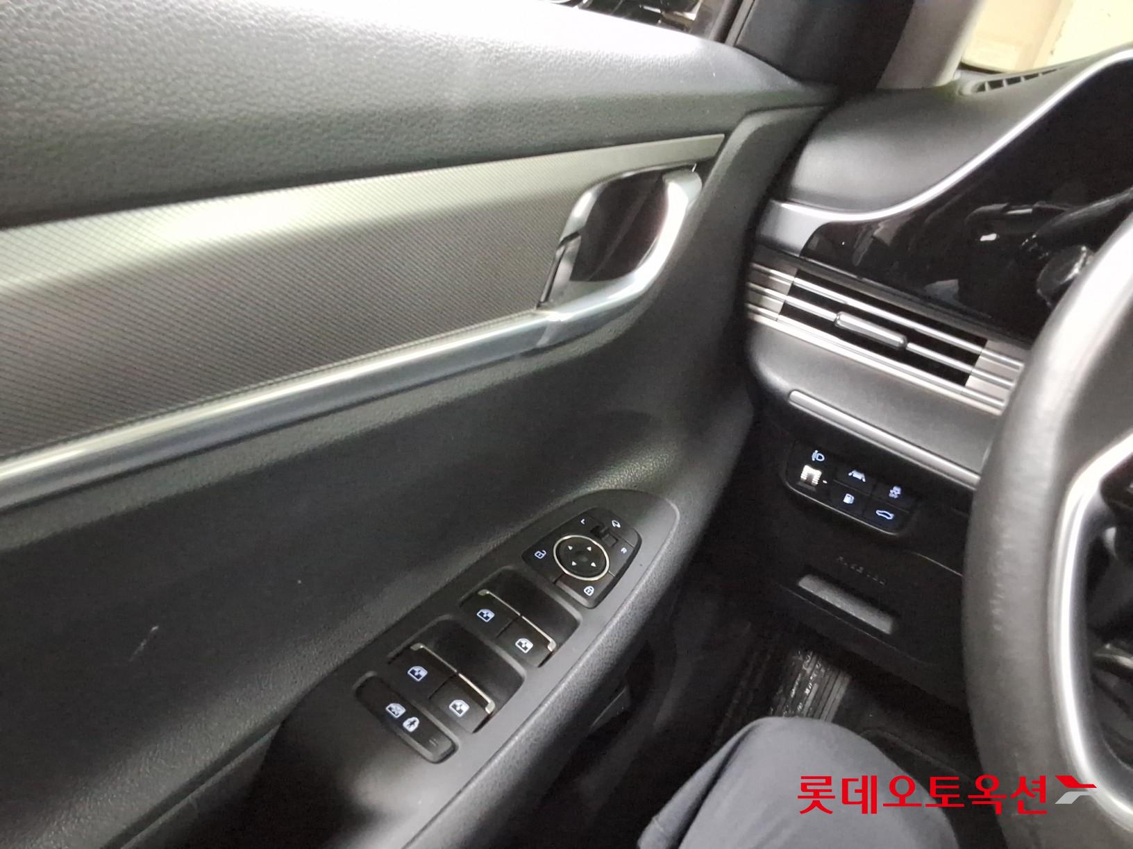 2020 - hyundai grandeur