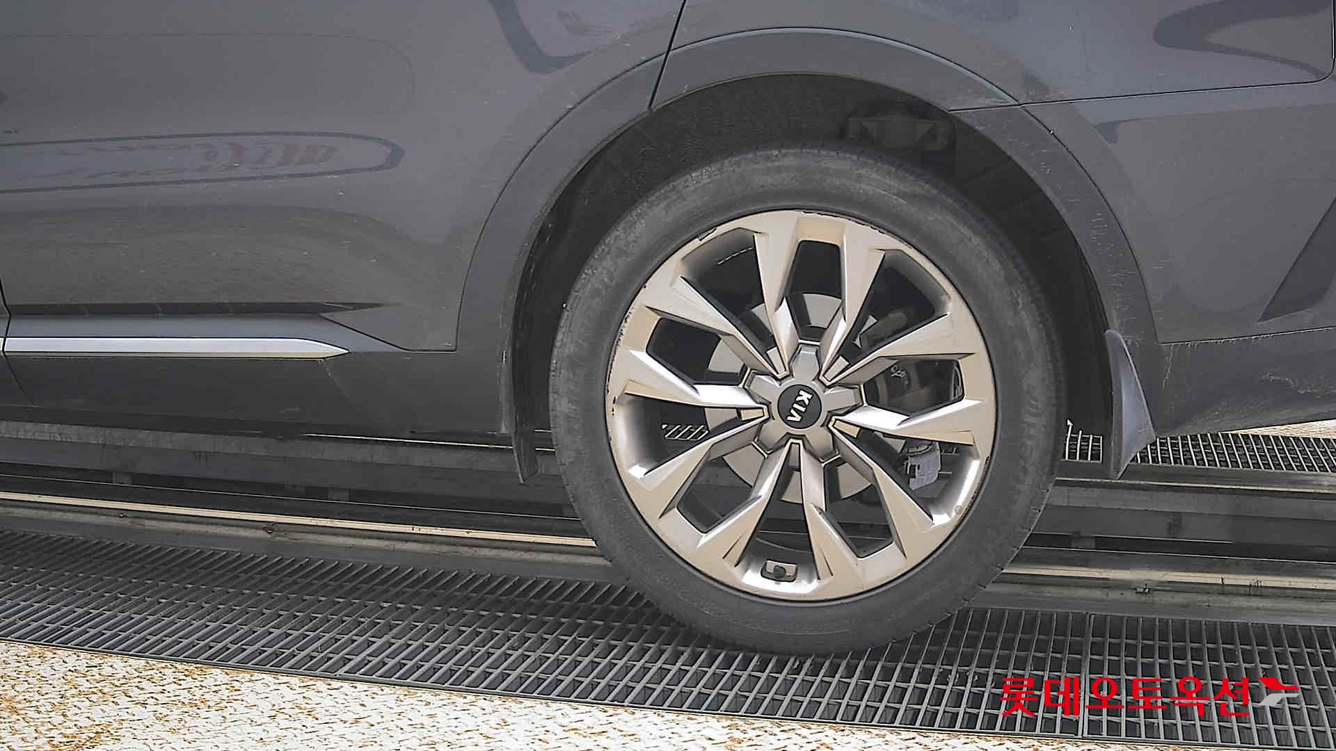 2021 - kia sorento