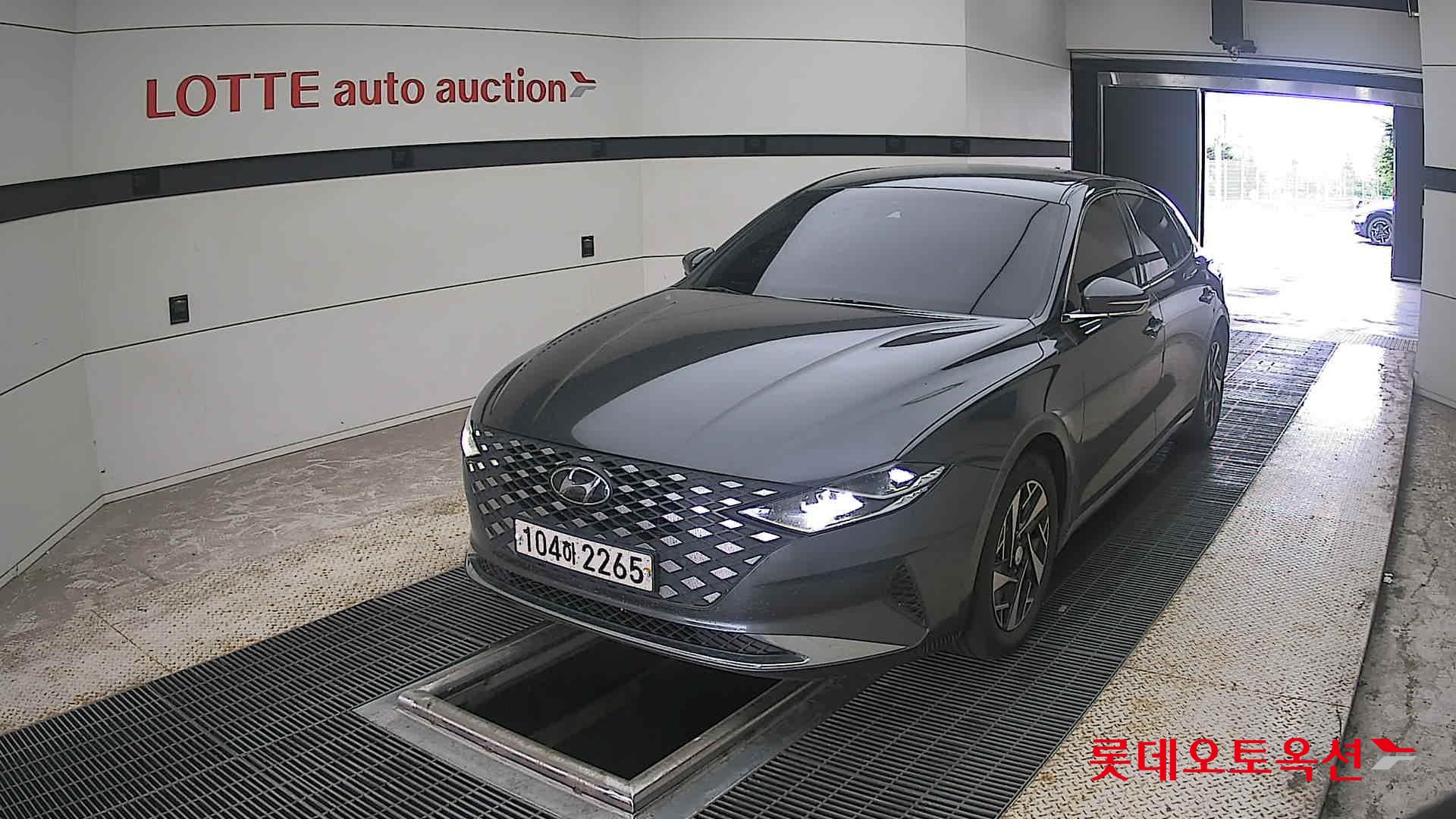 2020 - hyundai grandeur