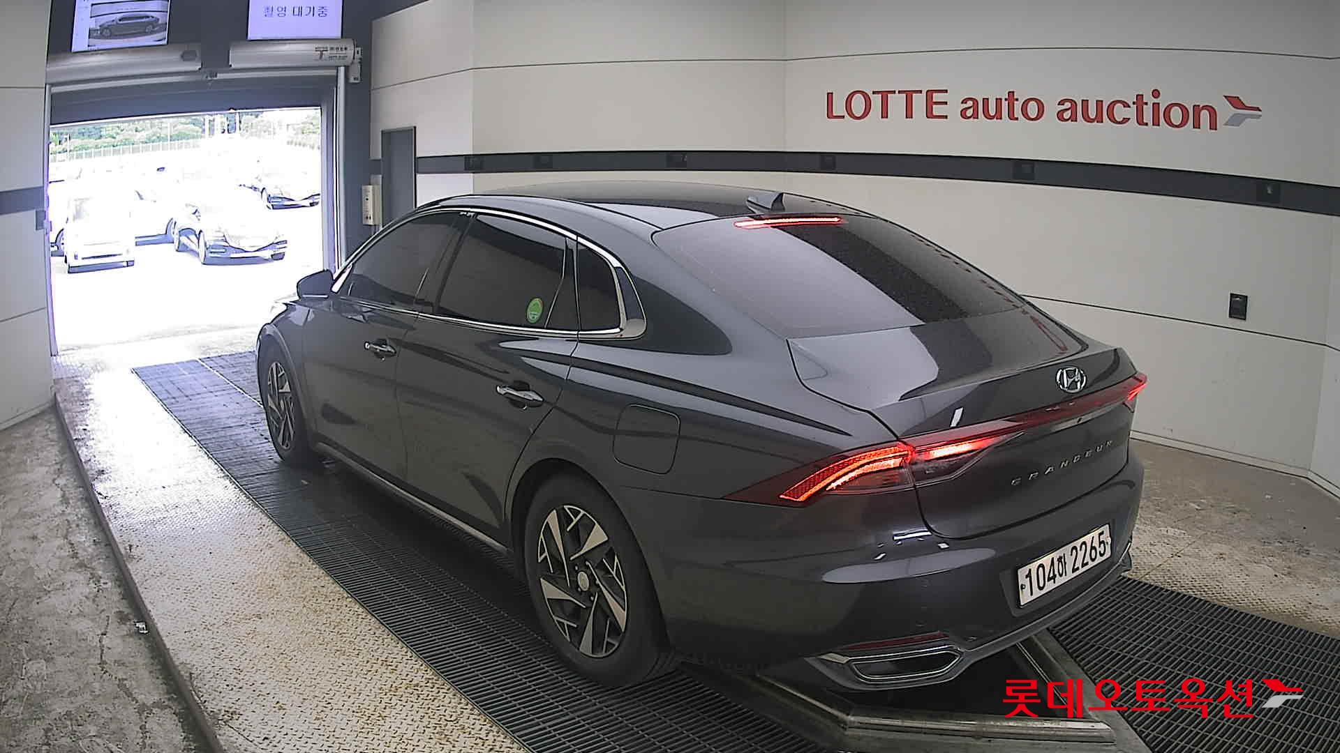 2020 - hyundai grandeur
