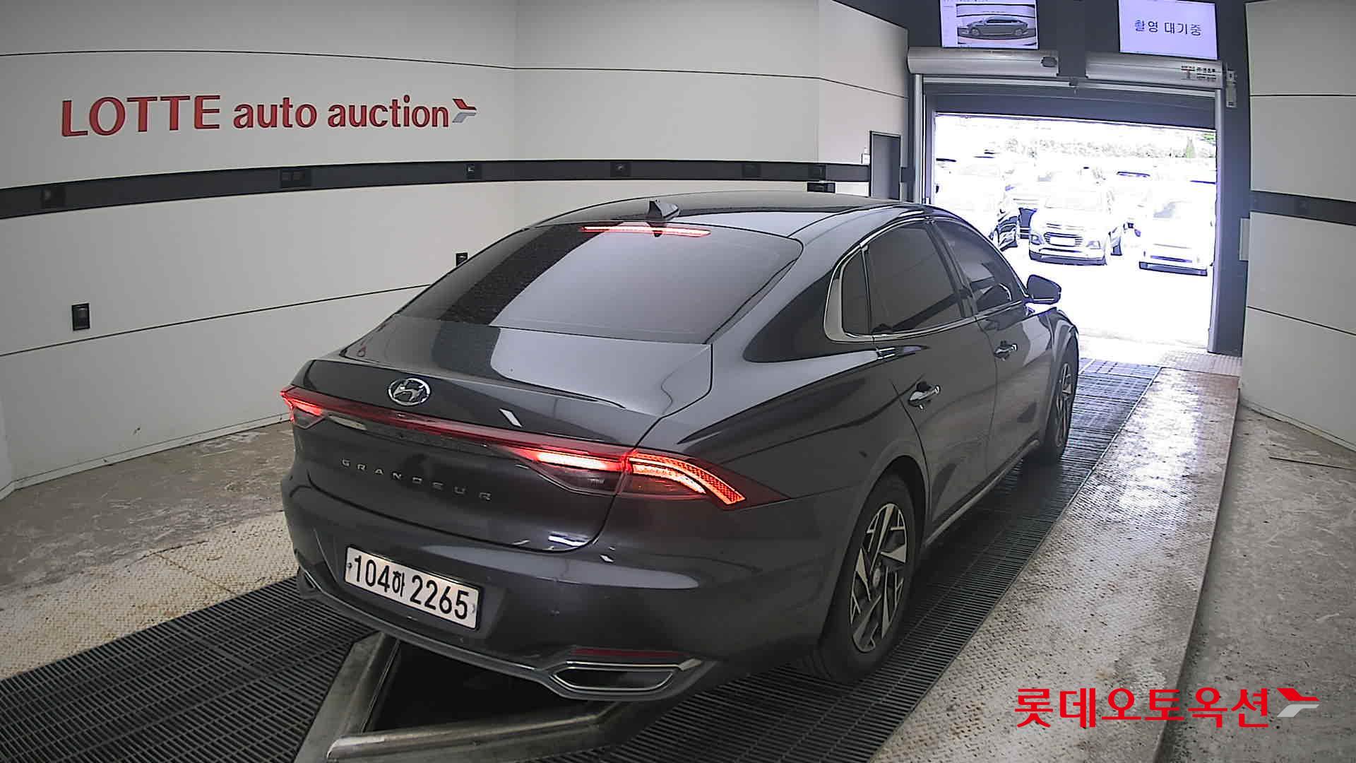 2020 - hyundai grandeur
