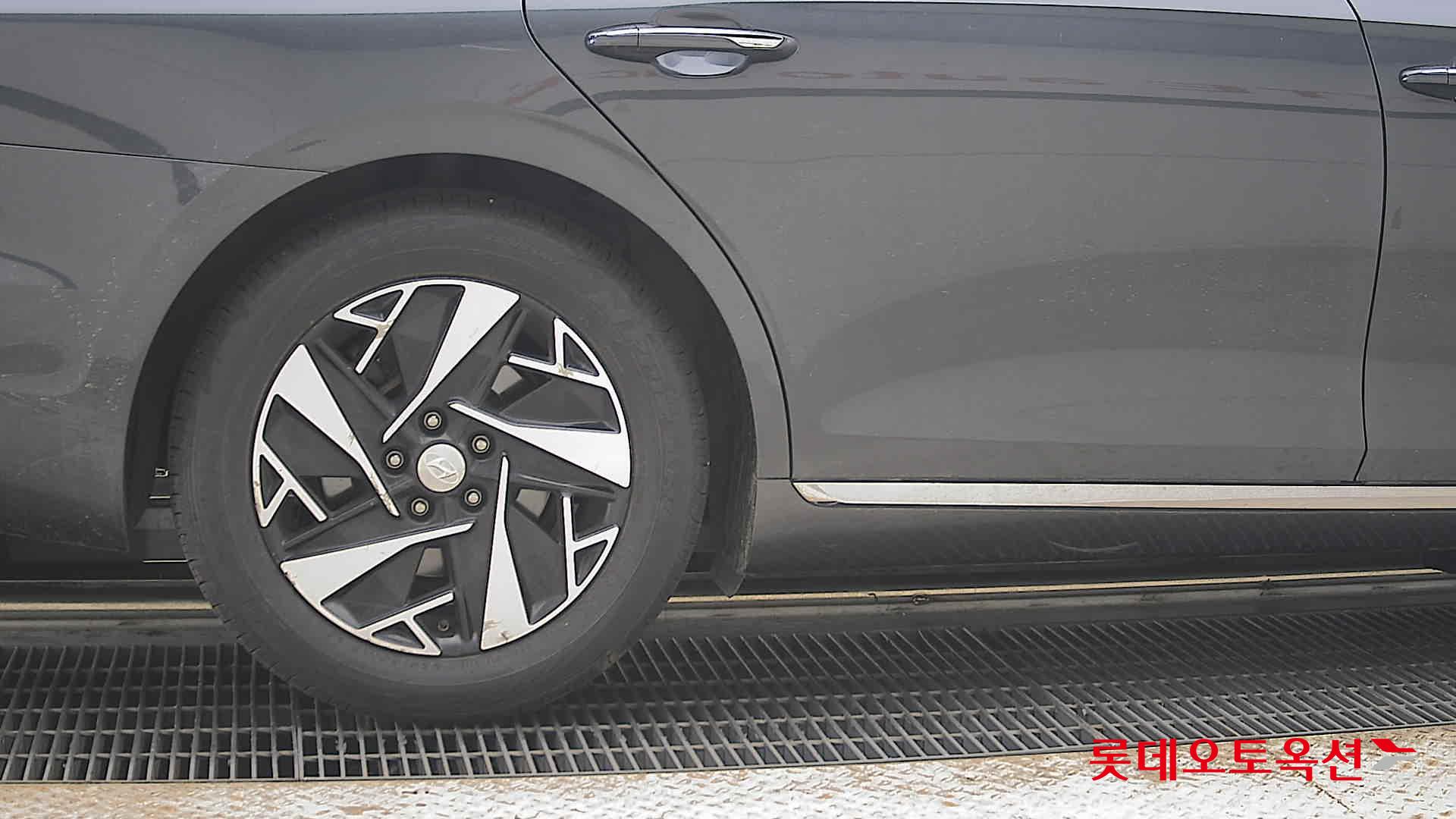 2020 - hyundai grandeur