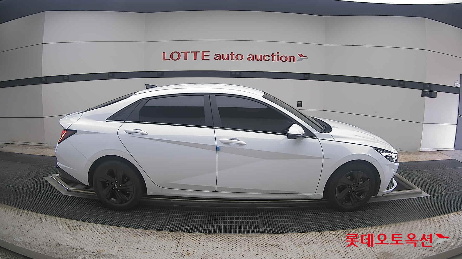 2021 - hyundai avante