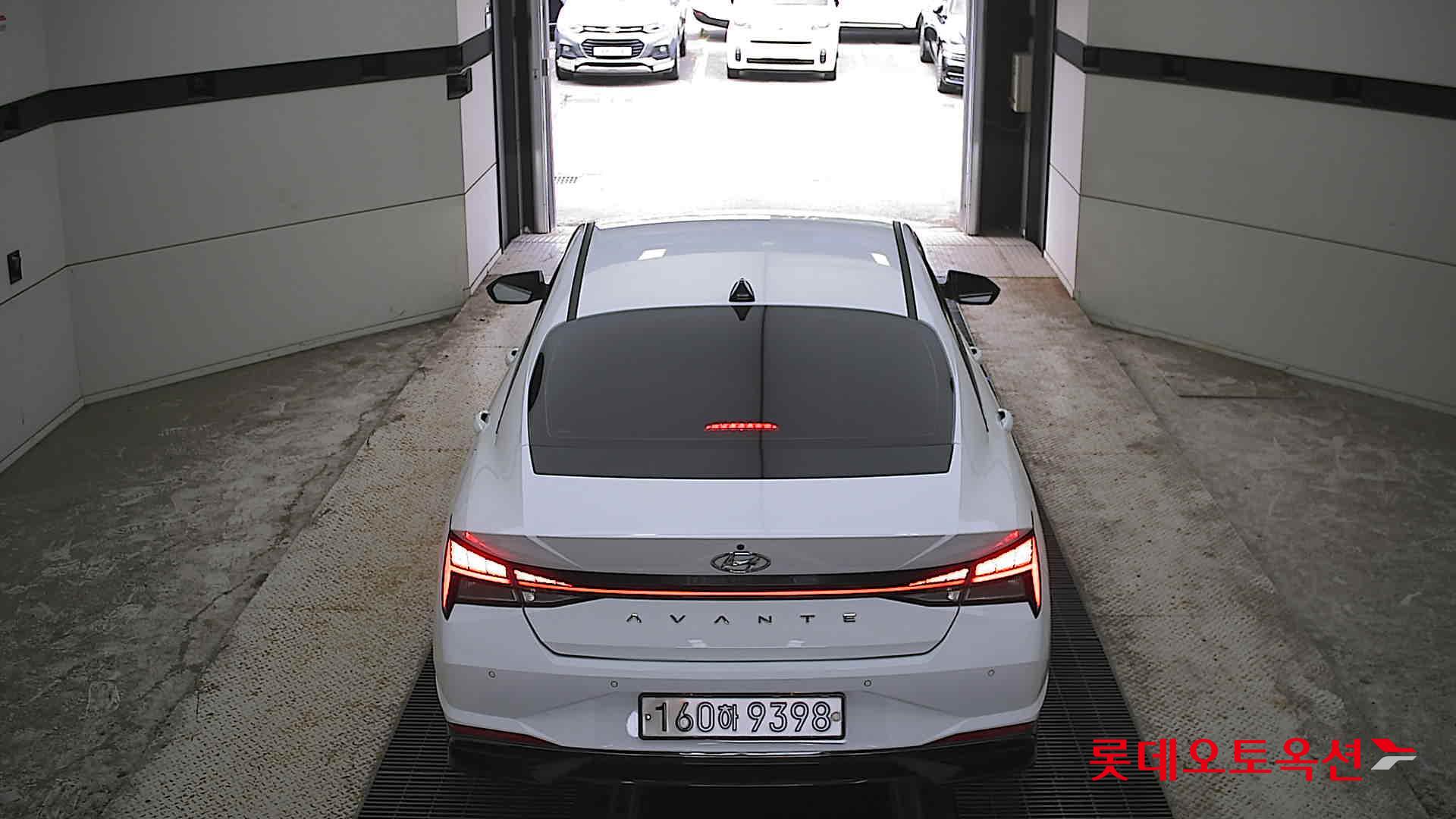 2021 - hyundai avante