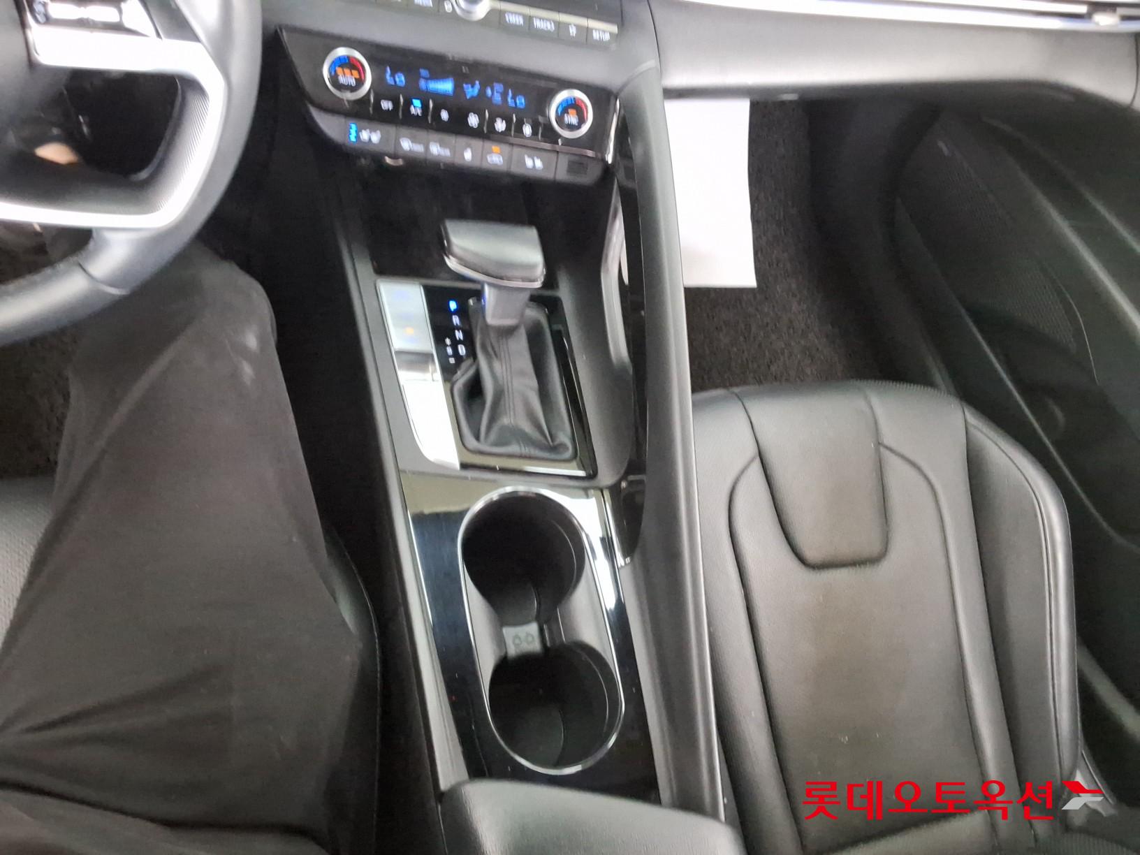 2021 - hyundai avante