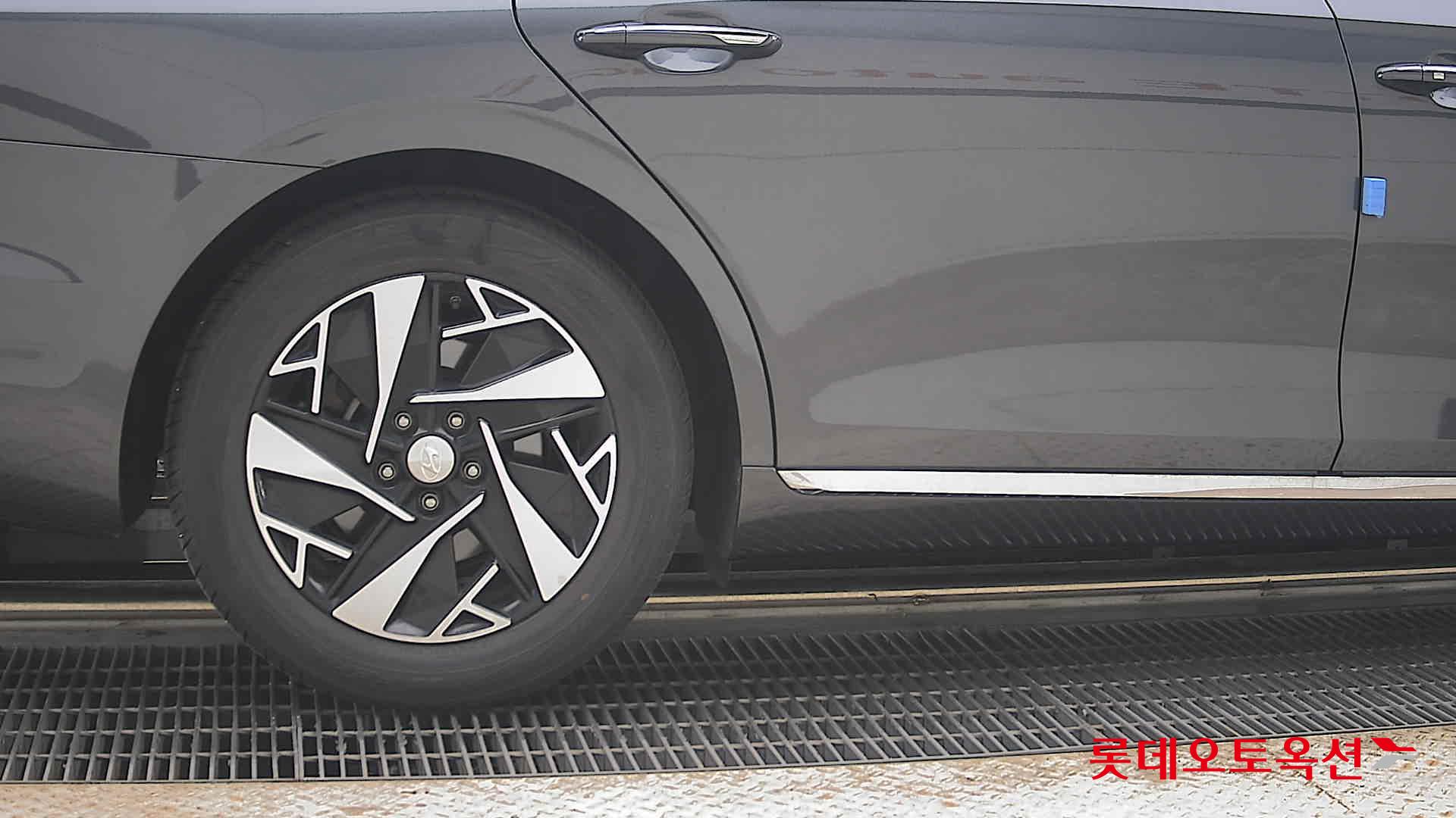 2023 - hyundai grandeur