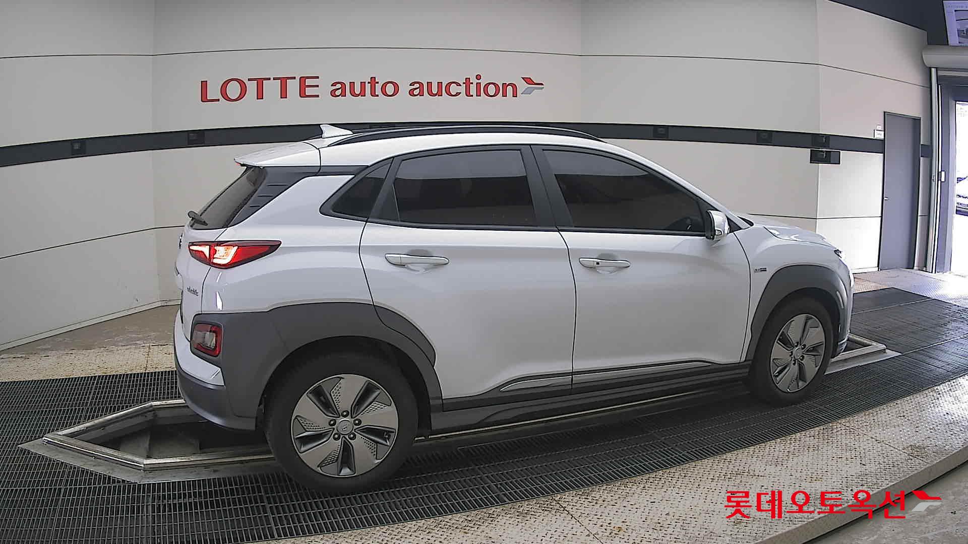 2020 - hyundai kona