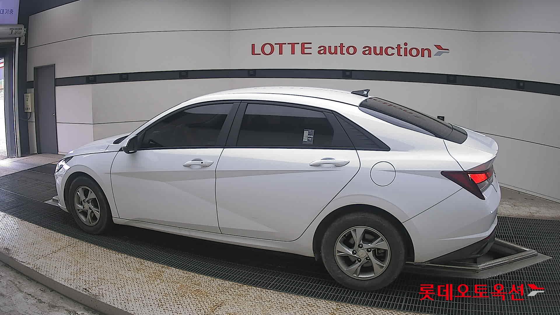 2023 - hyundai avante