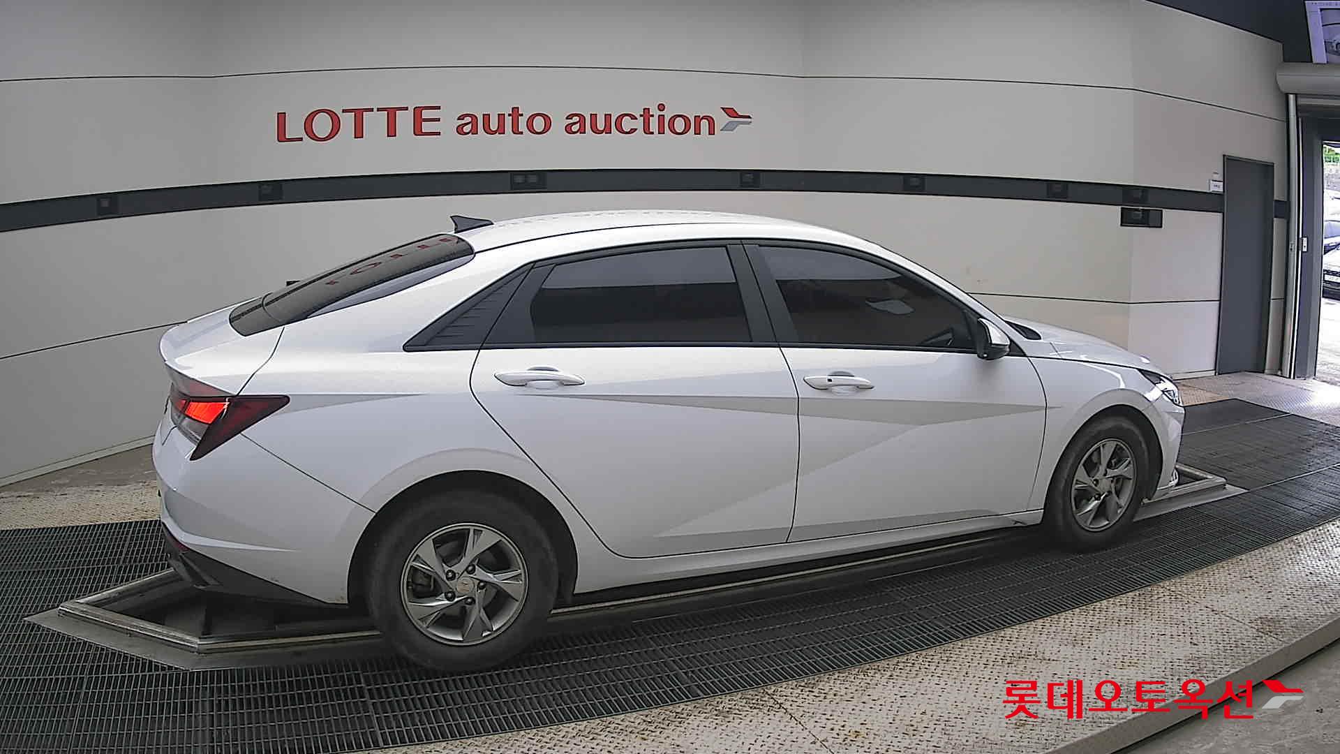 2023 - hyundai avante