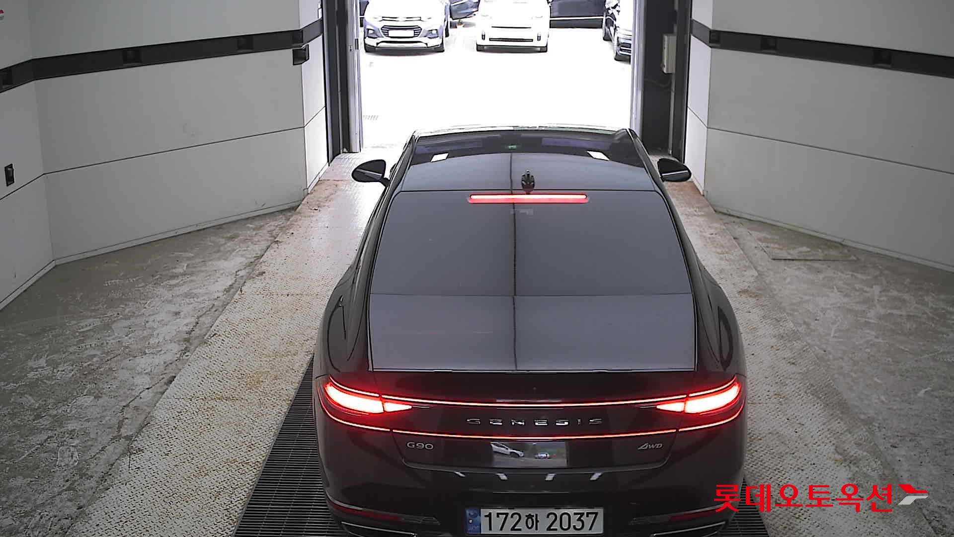 2022 - genesis g90