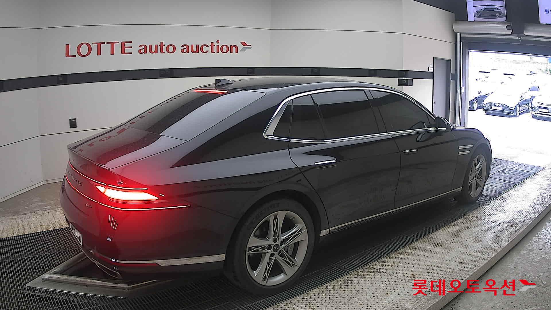 2022 - genesis g90