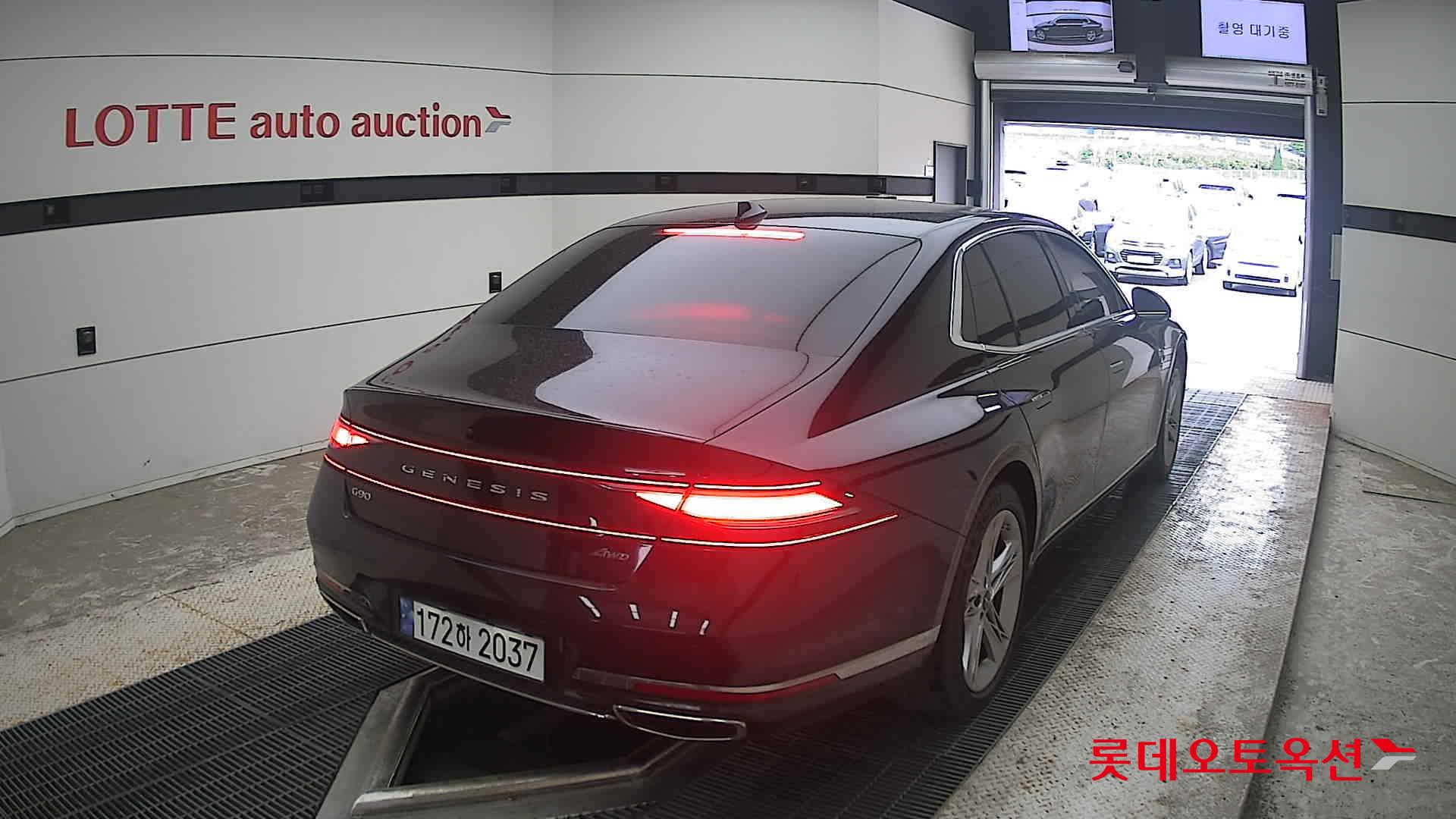 2022 - genesis g90