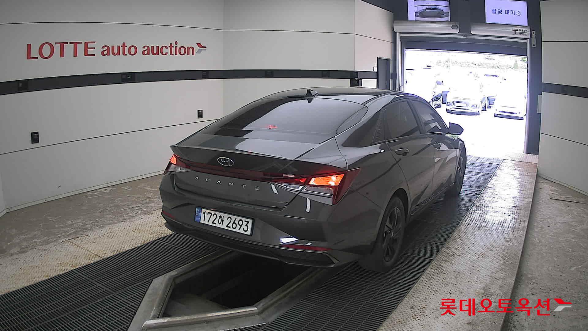 2023 - hyundai avante