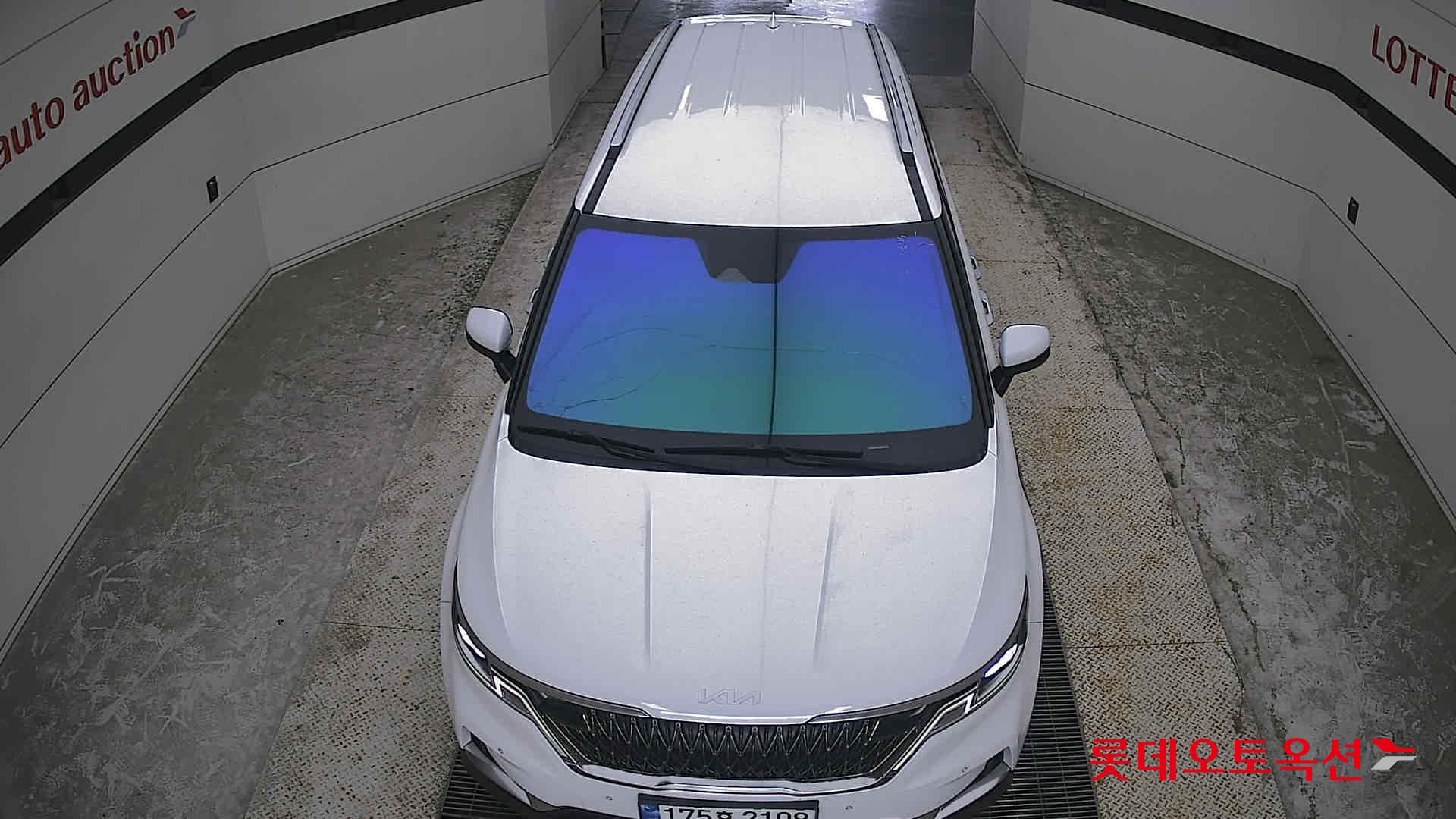 2023 - kia carnival