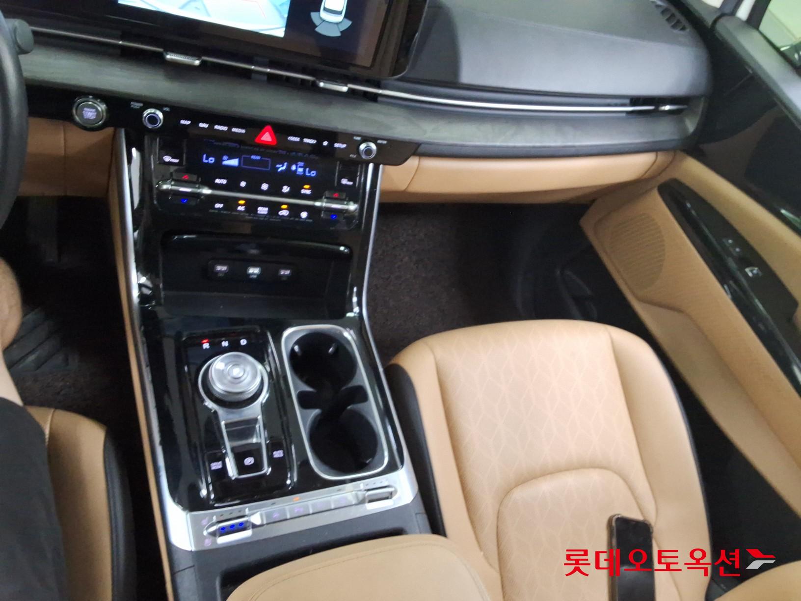 2023 - kia carnival