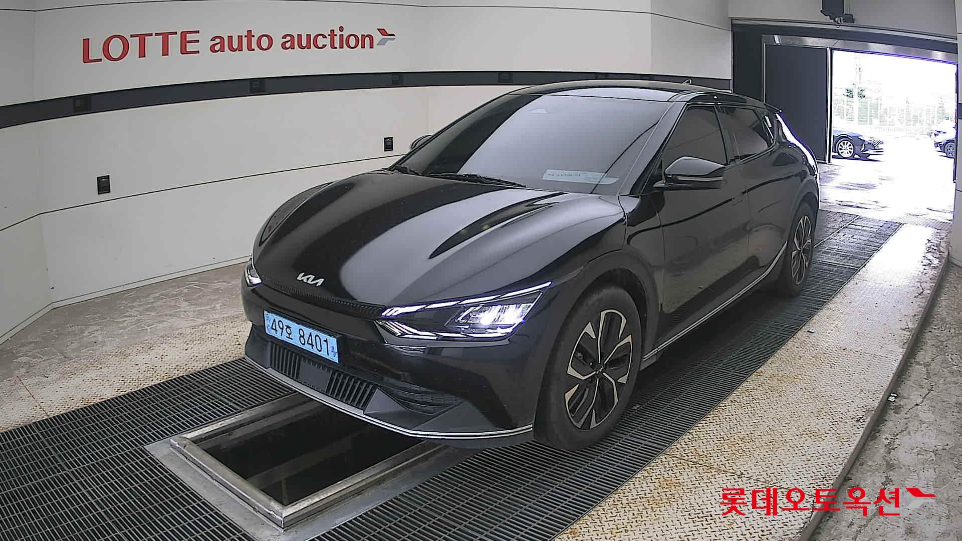2022 - kia ev6
