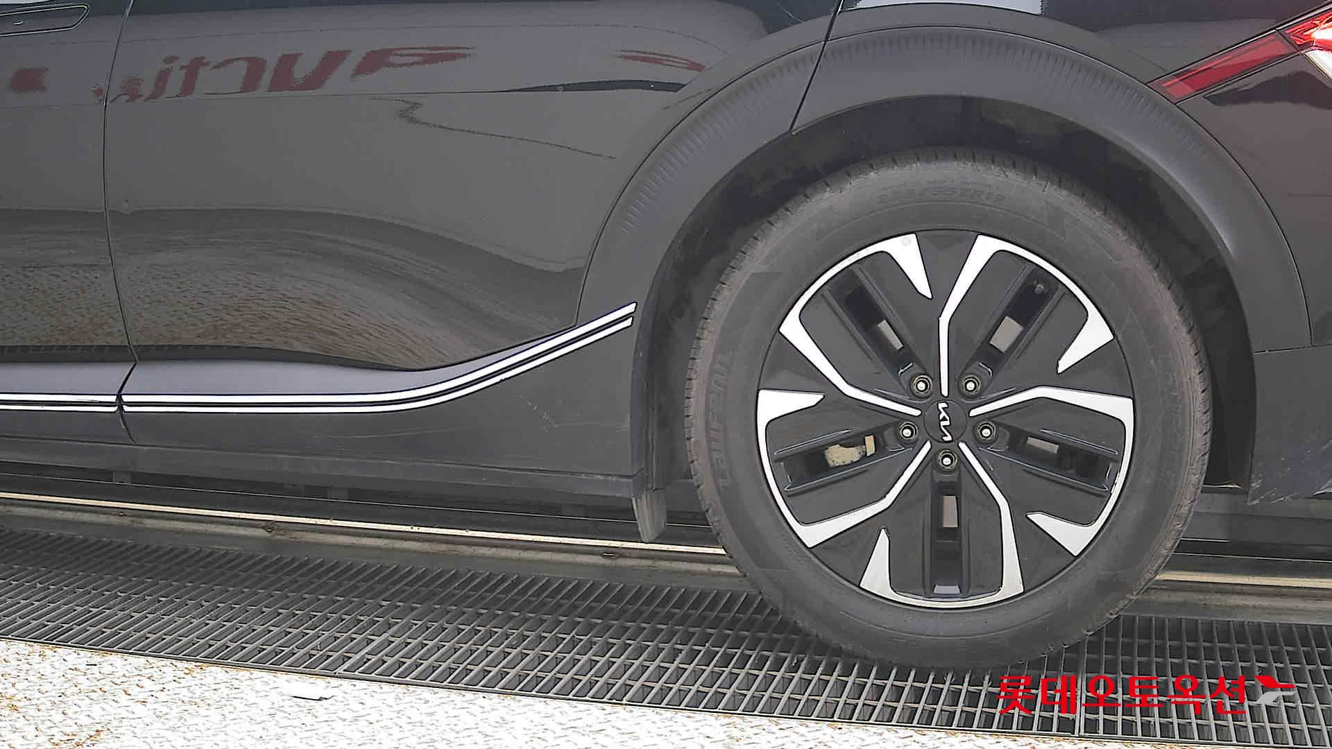 2022 - kia ev6