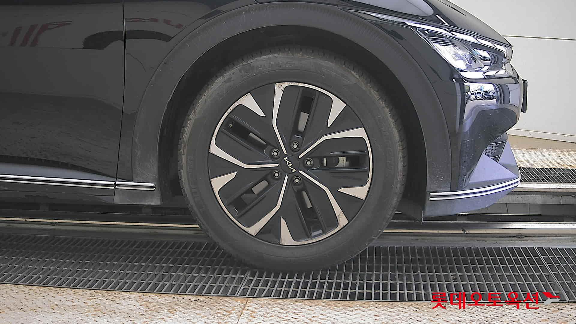 2022 - kia ev6