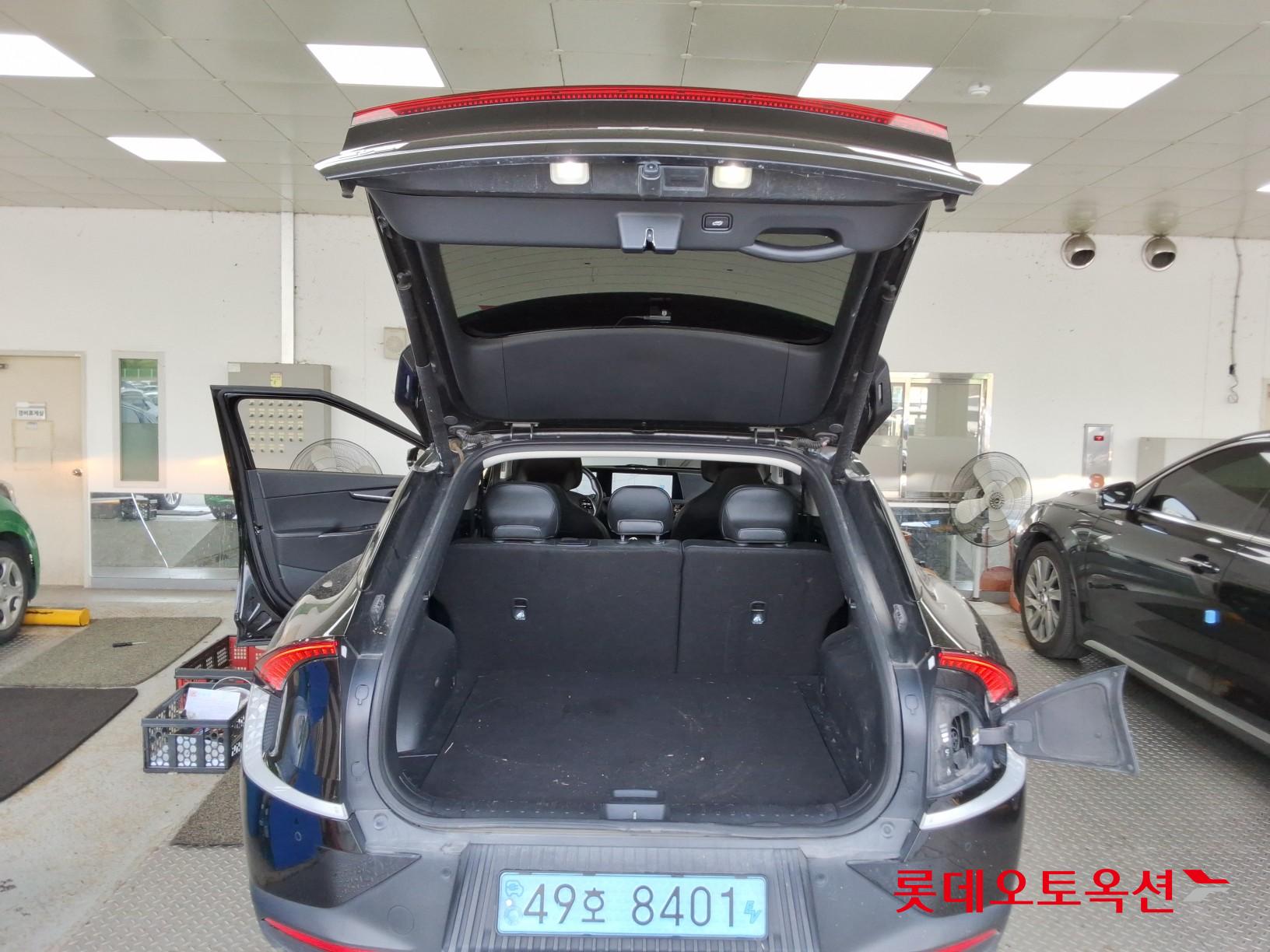 2022 - kia ev6