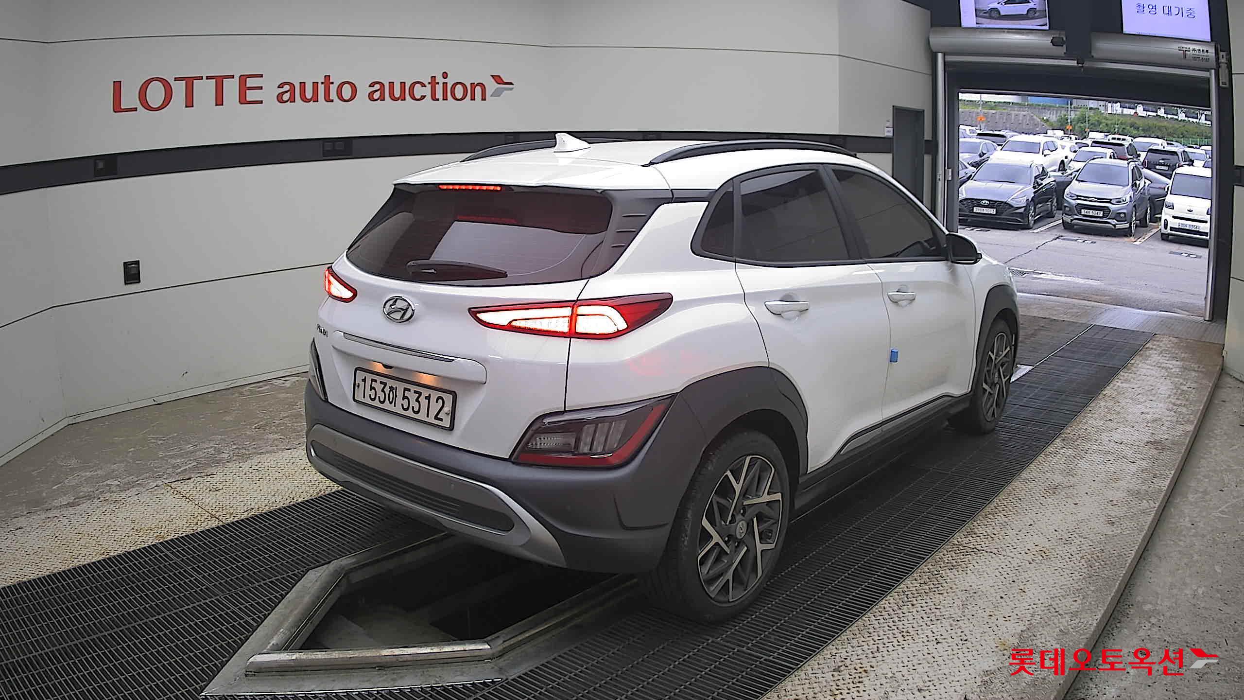 2021 - hyundai kona