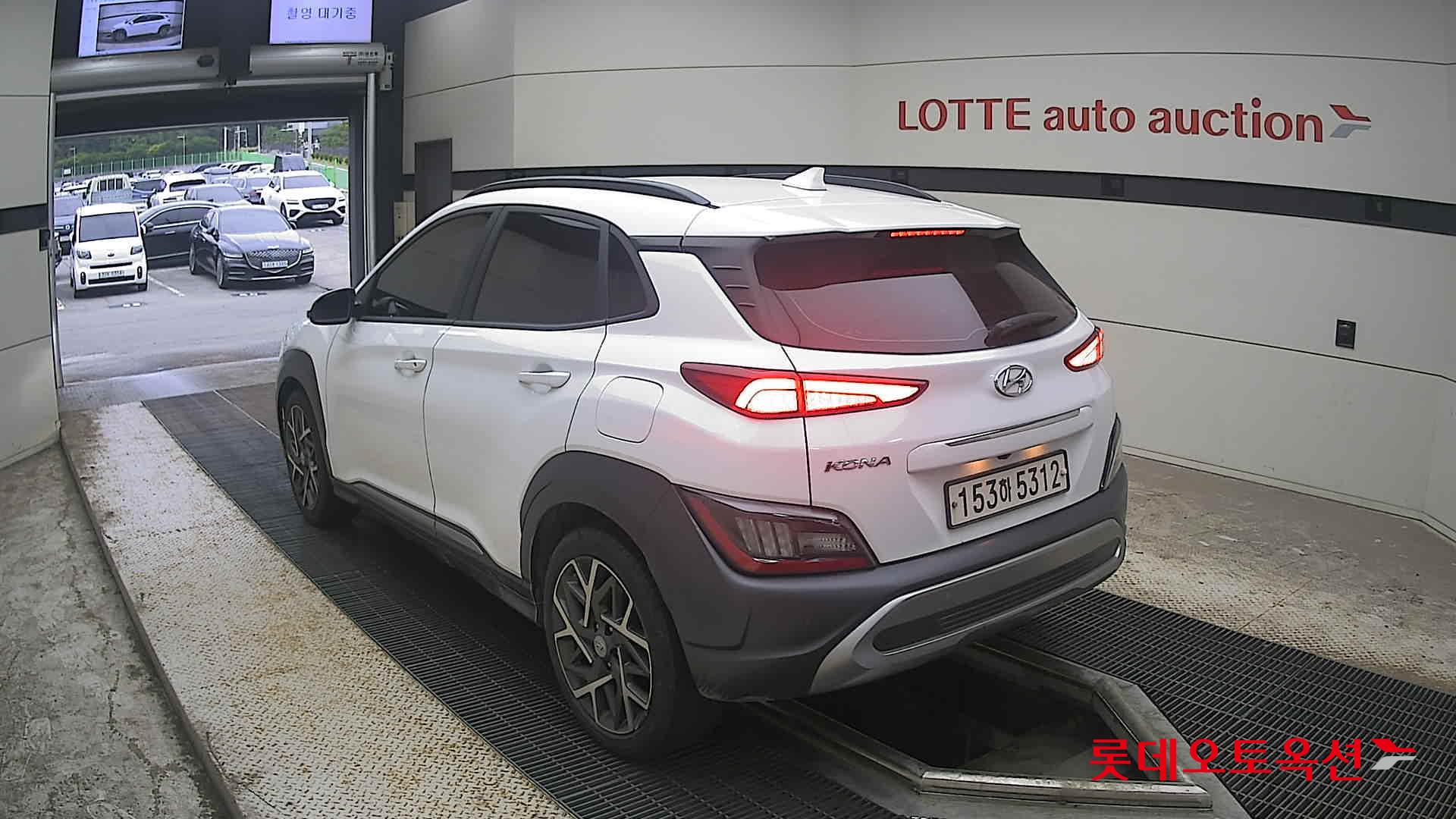 2021 - hyundai kona