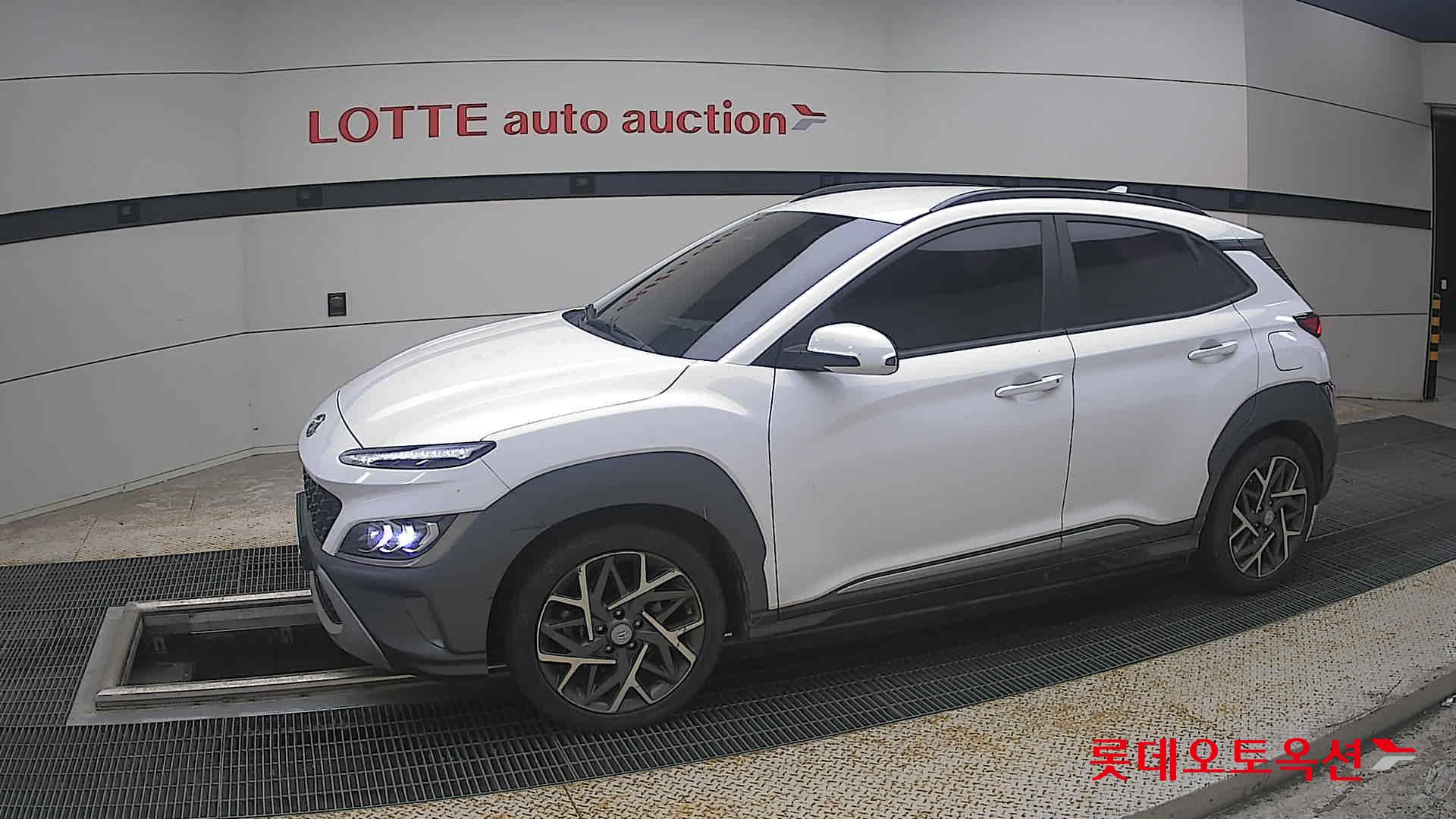 2021 - hyundai kona