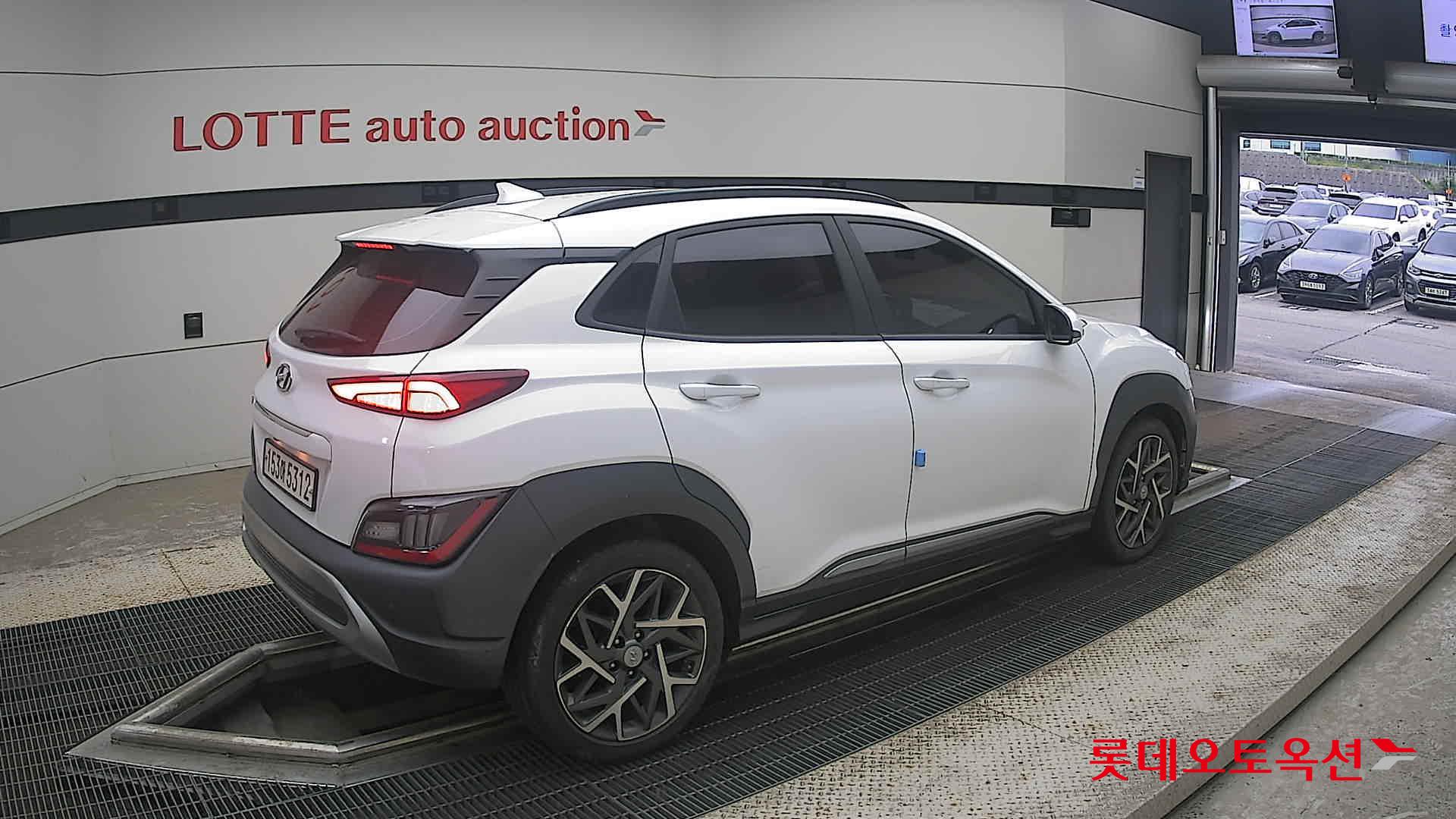2021 - hyundai kona