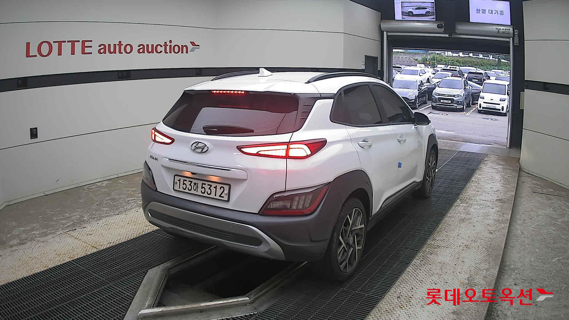 2021 - hyundai kona