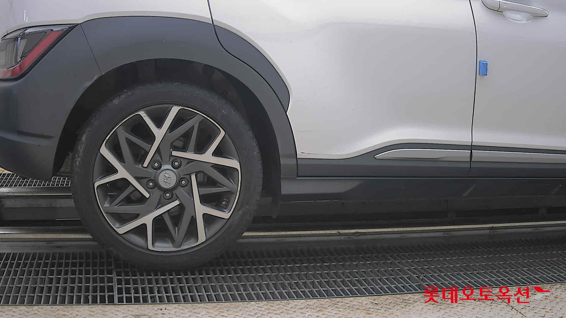 2021 - hyundai kona