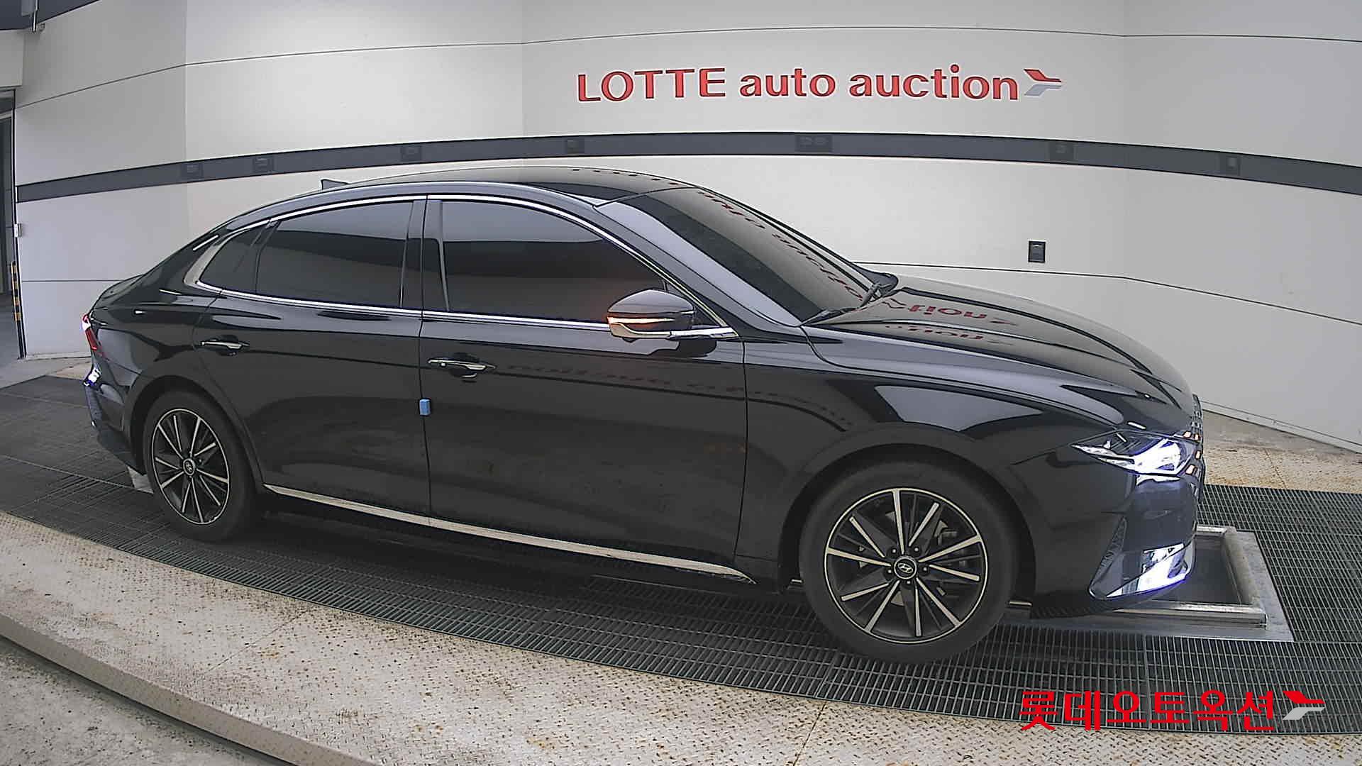 2022 - hyundai grandeur