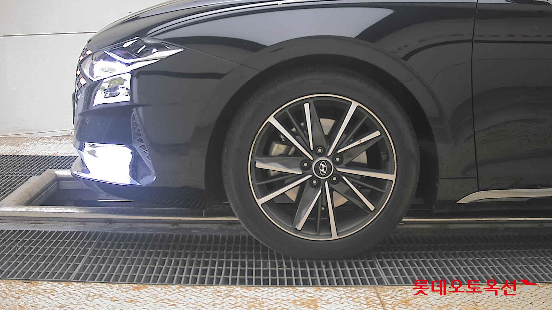 2022 - hyundai grandeur