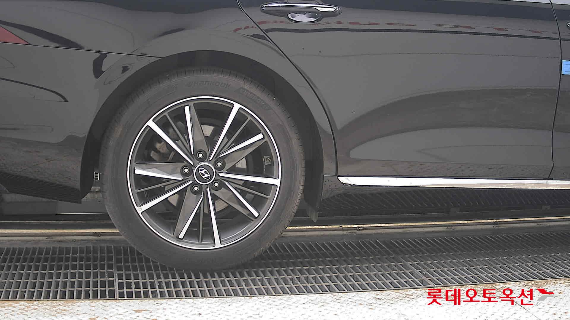 2022 - hyundai grandeur