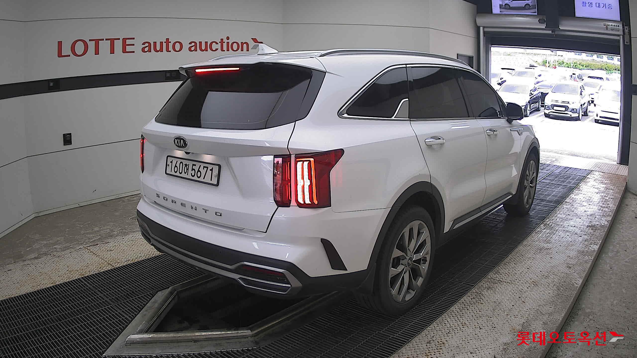 2021 - kia sorento