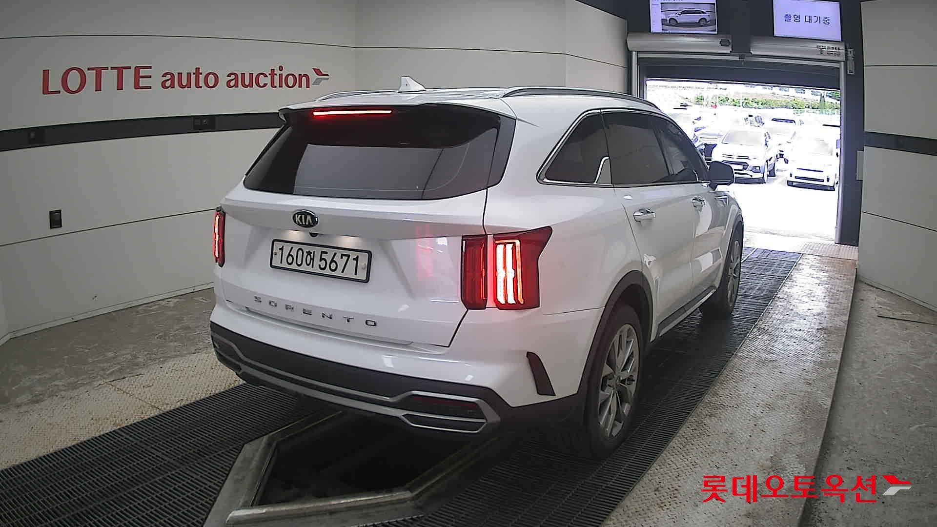 2021 - kia sorento