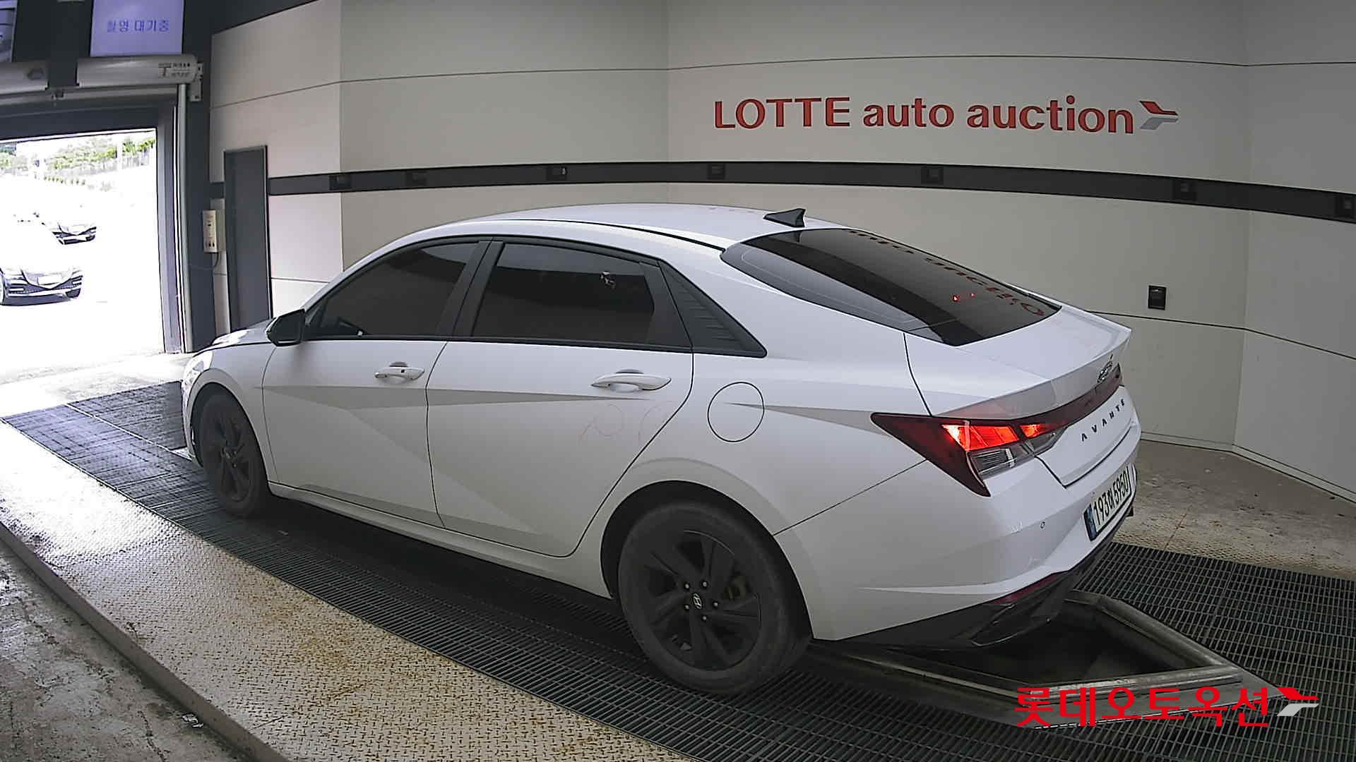 2023 - hyundai avante
