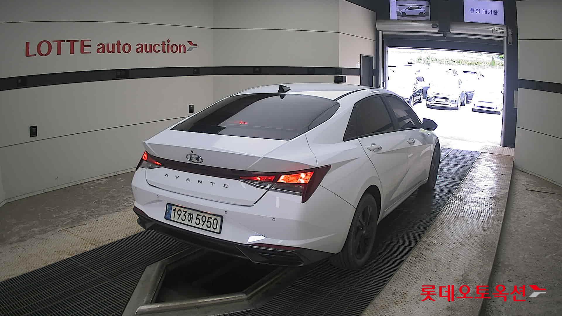2023 - hyundai avante