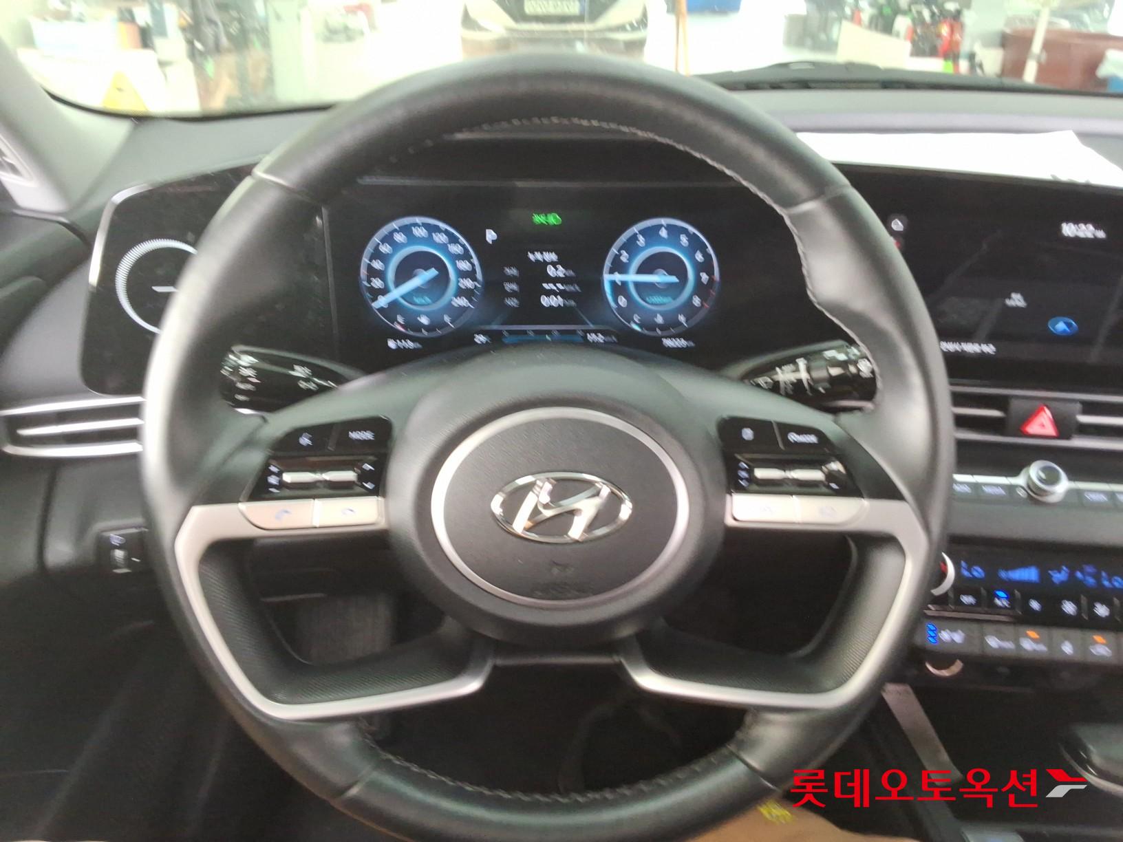 2023 - hyundai avante