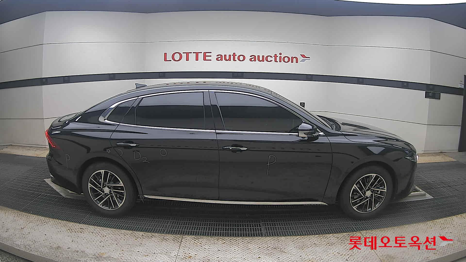 2022 - hyundai grandeur