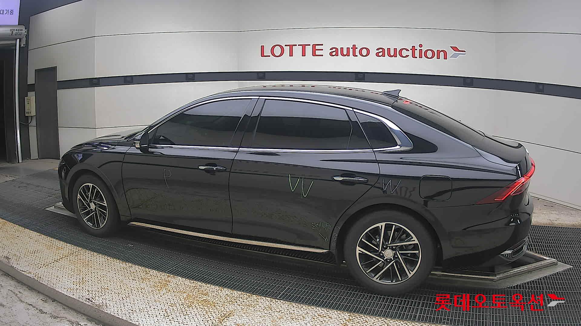 2022 - hyundai grandeur