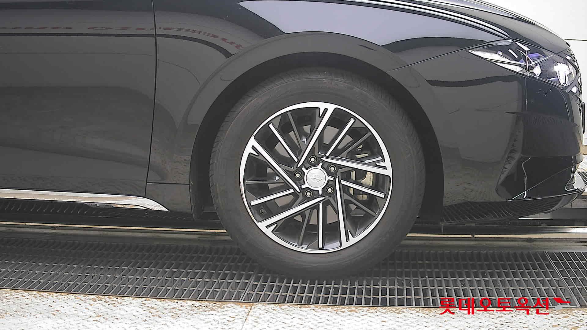 2022 - hyundai grandeur